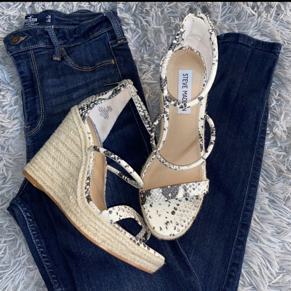 Steve Madden snake skin wedges